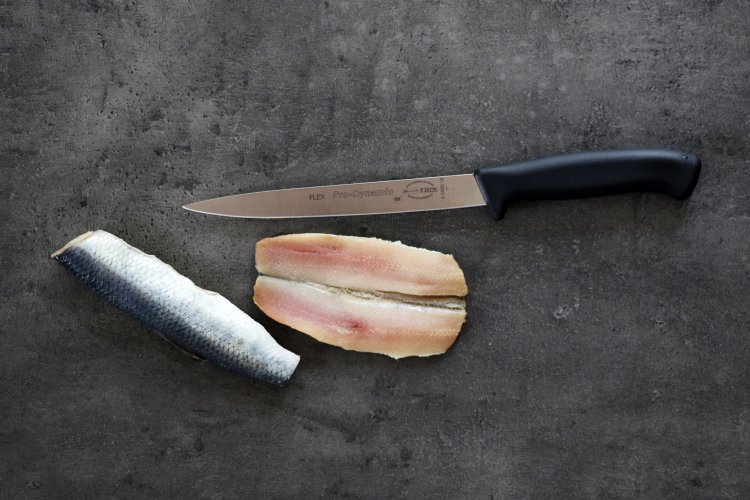 Filetovací nůž ohebný v délce 18 cm