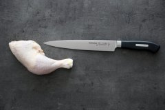 Dranžírovací nůž Dick kovaný ze série ACTIVE CUT v délce 21 cm